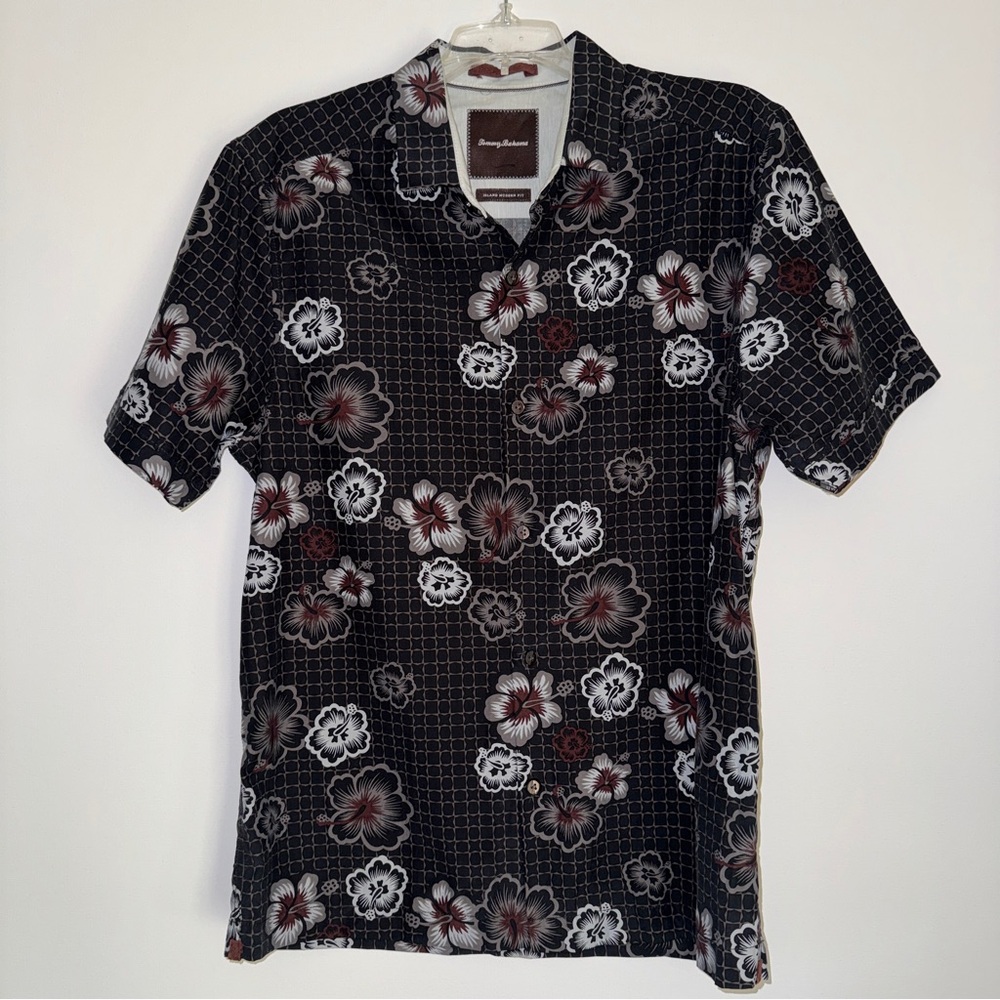 Tommy Bahama Island Modern Fit Mens Small Short Sleeve Button Up Shirt hibiscus